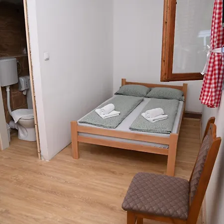 Dobri Potok ロッジ *